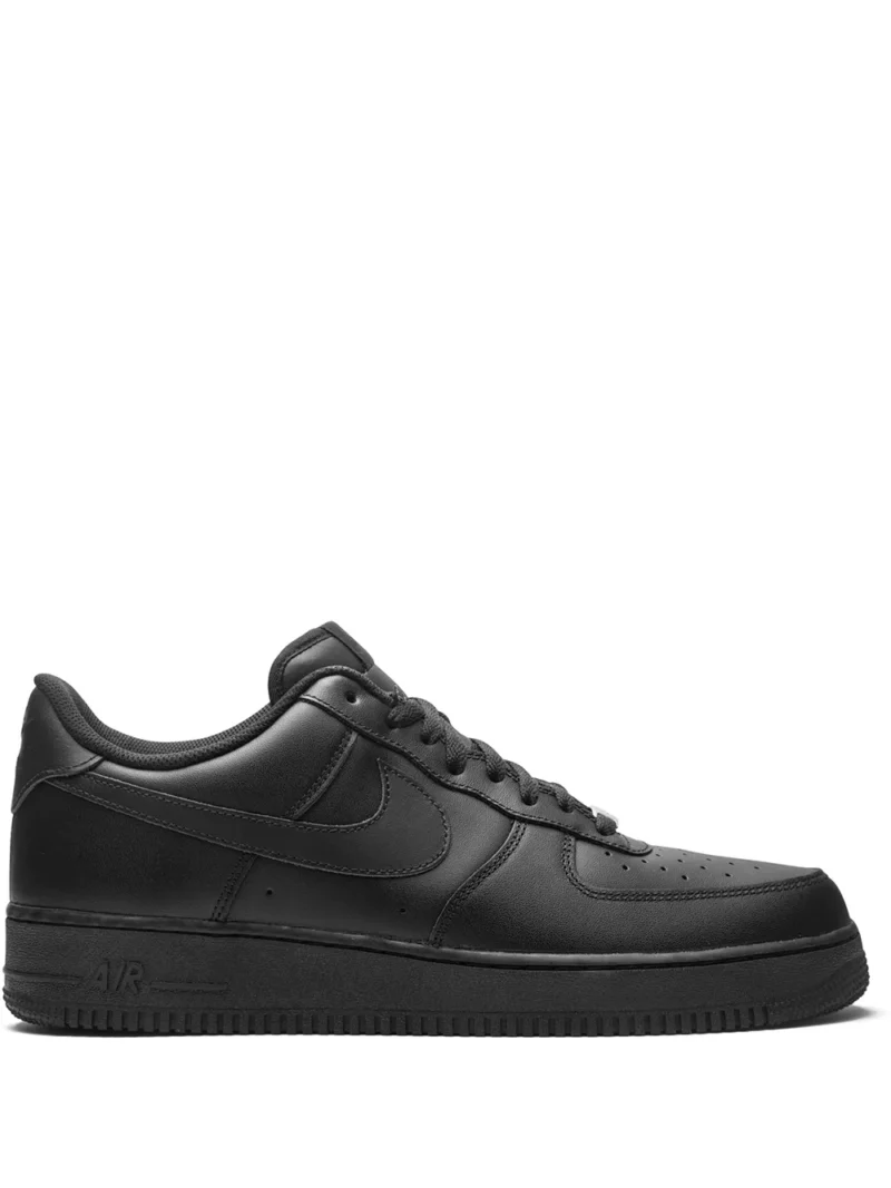 Nike Air Force 1 Low ’07 (Triple Black)