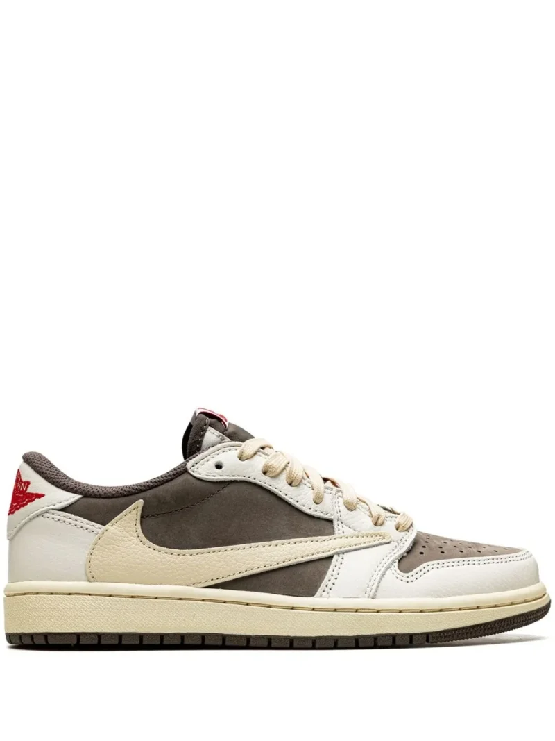 Jordan 1 Retro Low OG SP X Travis Scott (Mocha)